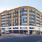 City Gem 1-Bed Flat Luton